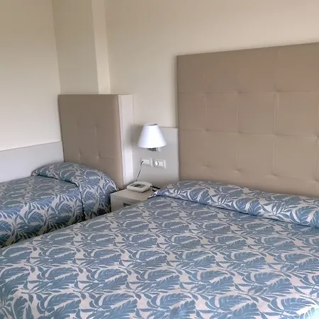 Hotel Residence Holiday מלון דירות
