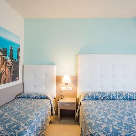מלון דירות Hotel Residence Holiday סירמיונה