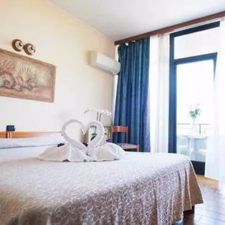 מלון דירות Hotel Residence Holiday