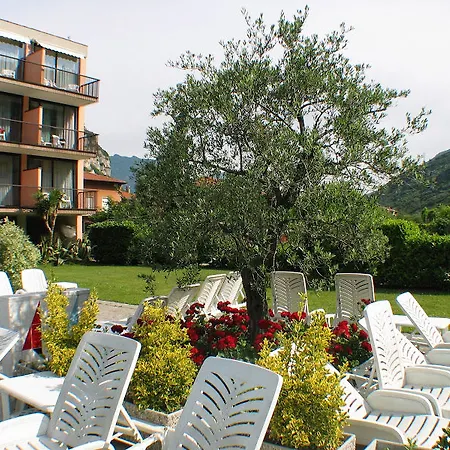 Hotel apartamentowy Hotel Residence Holiday 3*