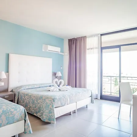 Hotel Residence Holiday 3*